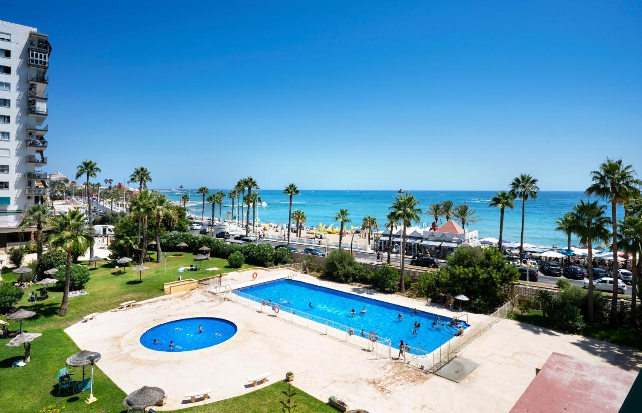 MEDIA TEMPORADA SE ALQUILA DESDE AHORA HASTA 15.6.26 Y DE 15.9.26-31.5.27  BONITO APARTAMENTO CON IMPRESIONANTES VISTAS AL MAR EN 1ª LINEA EN BENALMADENA