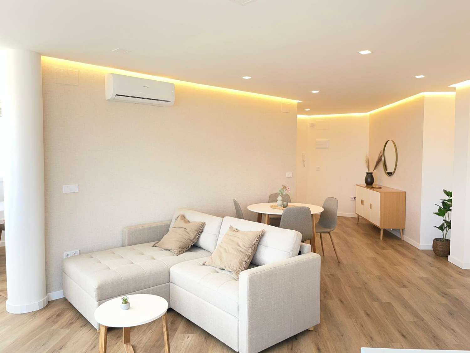 Penthouse te huur in Manantiales - Estación de Autobuses (Torremolinos)