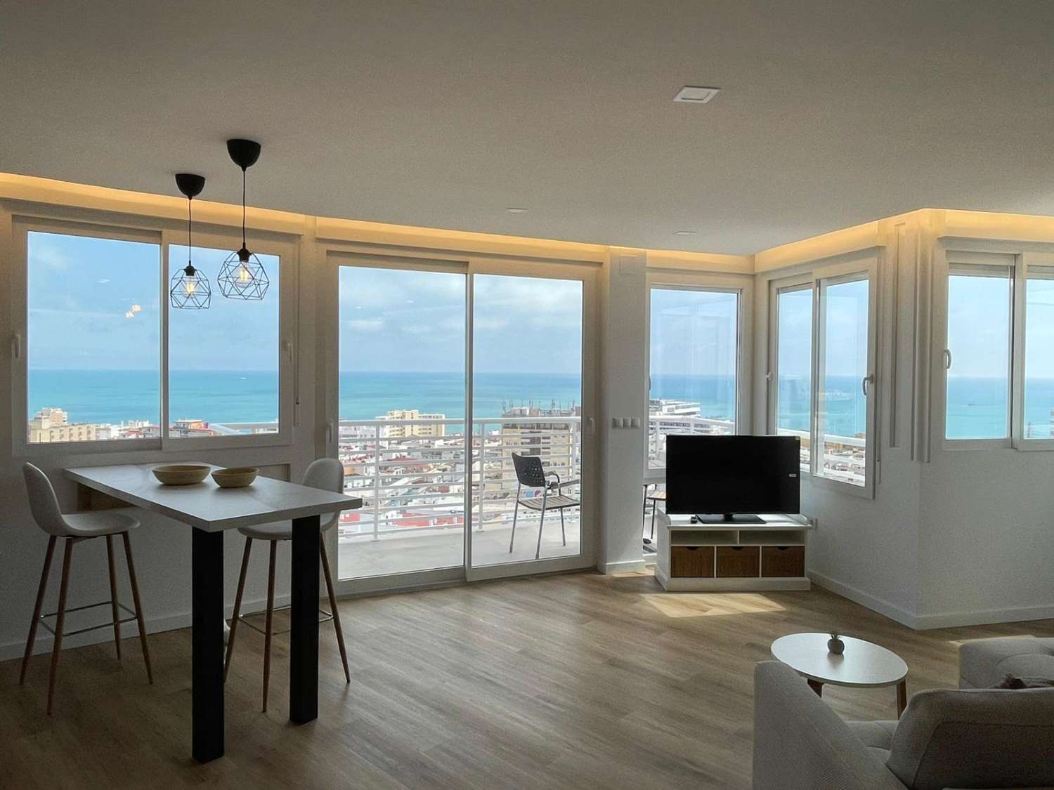 Penthouse te huur in Manantiales - Estación de Autobuses (Torremolinos)