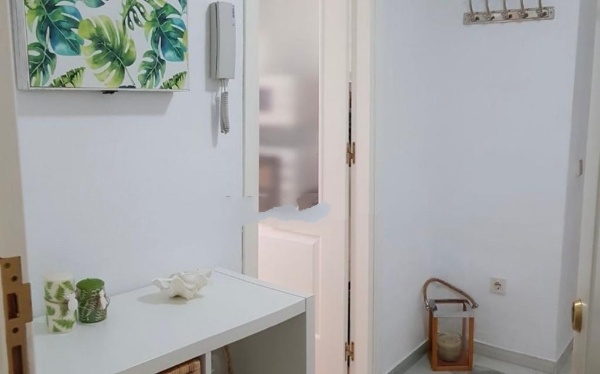 Se alquila dede 30/8/26 -25/627 magnifico apartamento al lado de la playa en La Carihuela (Torremolinos)