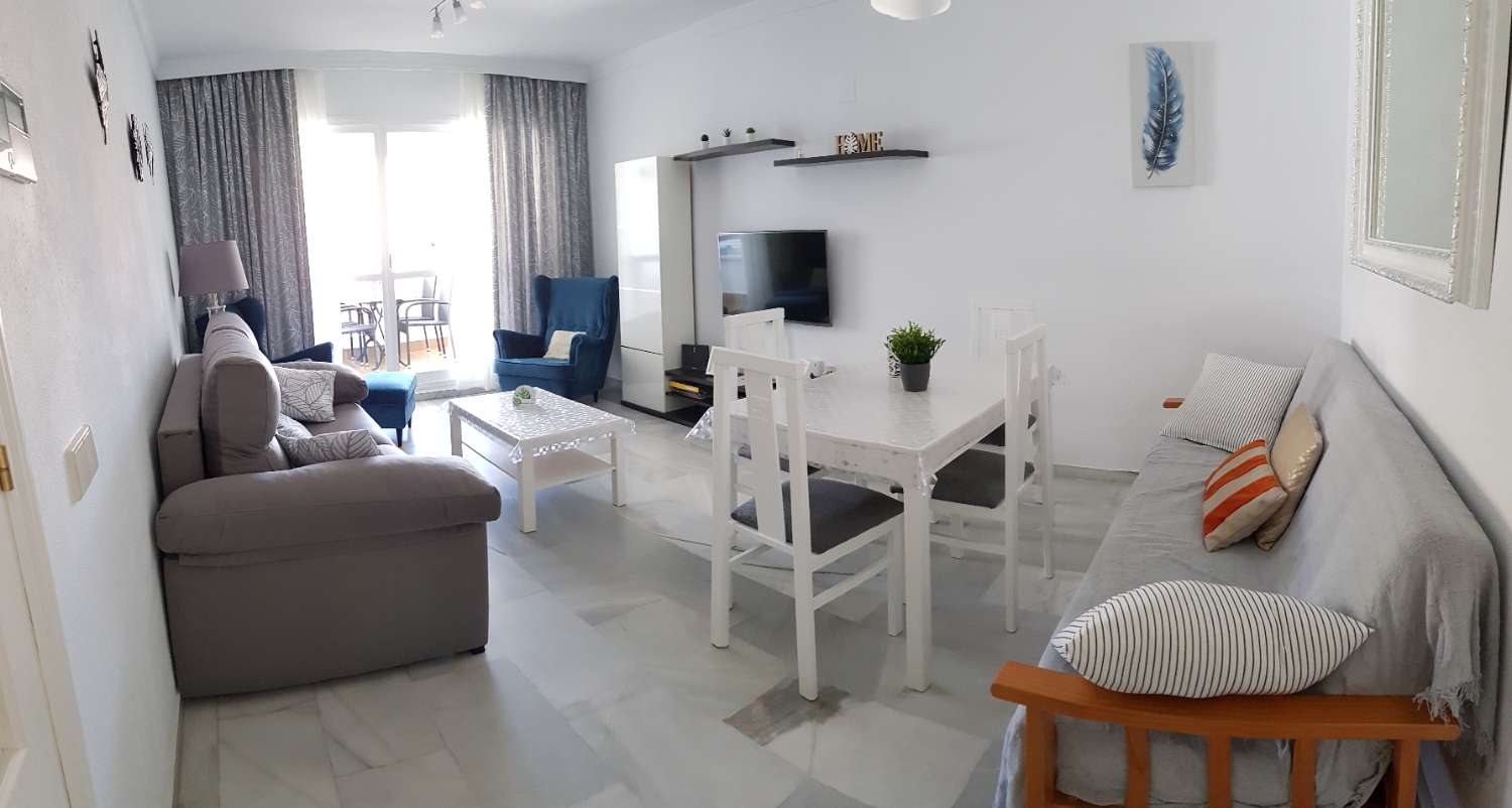 Se alquila dede 30/8/26 -25/627 magnifico apartamento al lado de la playa en La Carihuela (Torremolinos)