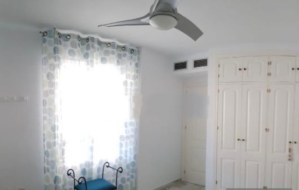 Se alquila dede 30/8/26 -25/627 magnifico apartamento al lado de la playa en La Carihuela (Torremolinos)