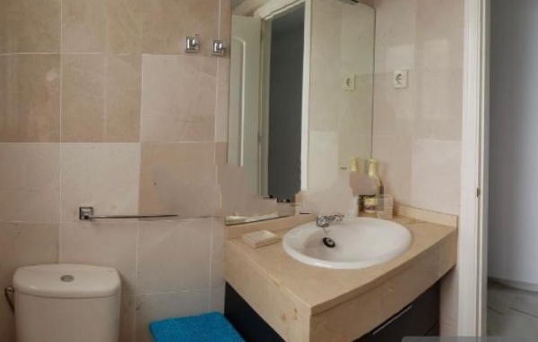 Se alquila dede 30/8/26 -25/627 magnifico apartamento al lado de la playa en La Carihuela (Torremolinos)