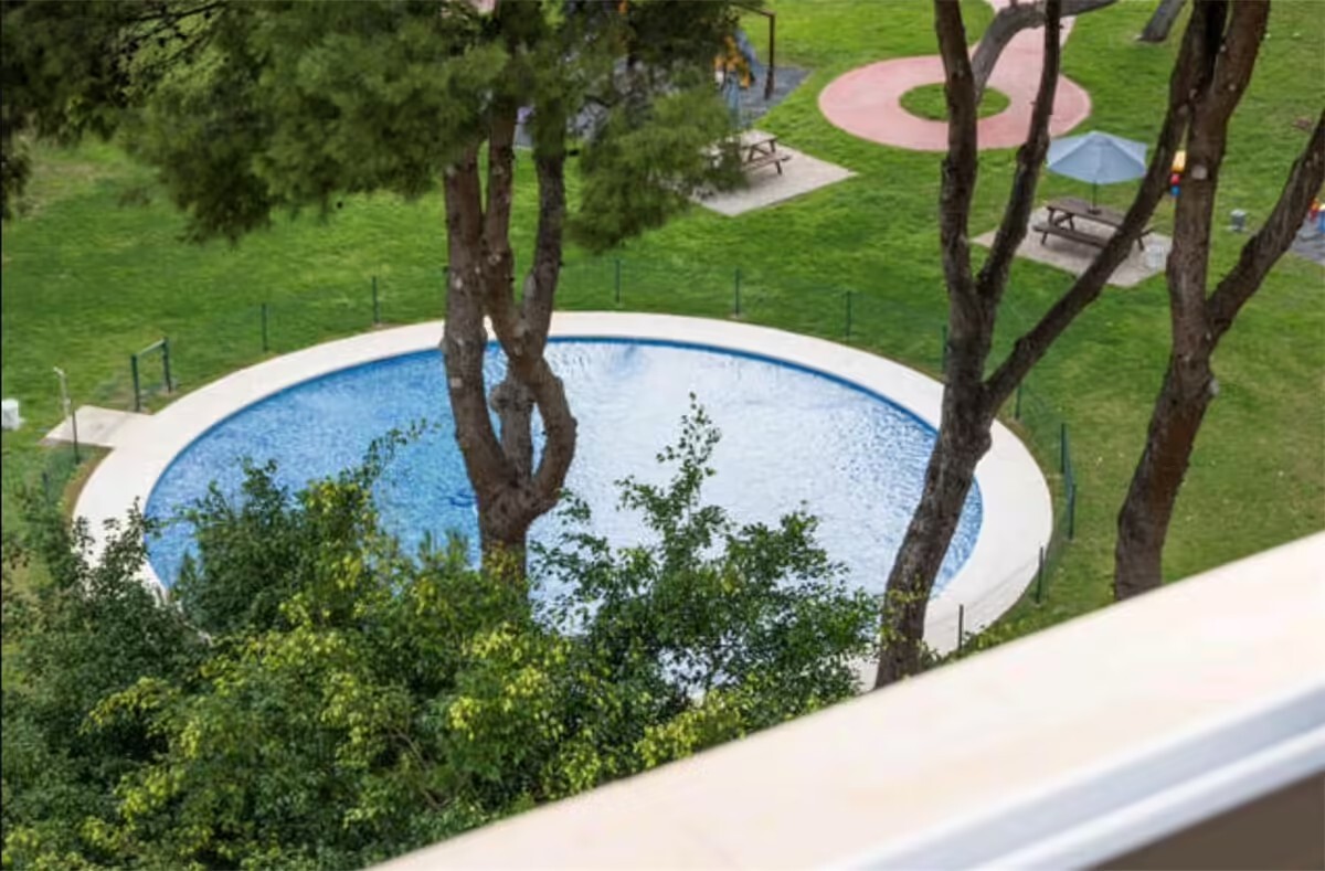 MEDIA TEPORADA Se alquila desde el 01 /09/26 hasta 30/06/27 magnifico apartamento en Playamar con vistas al mar (Torremolinos)