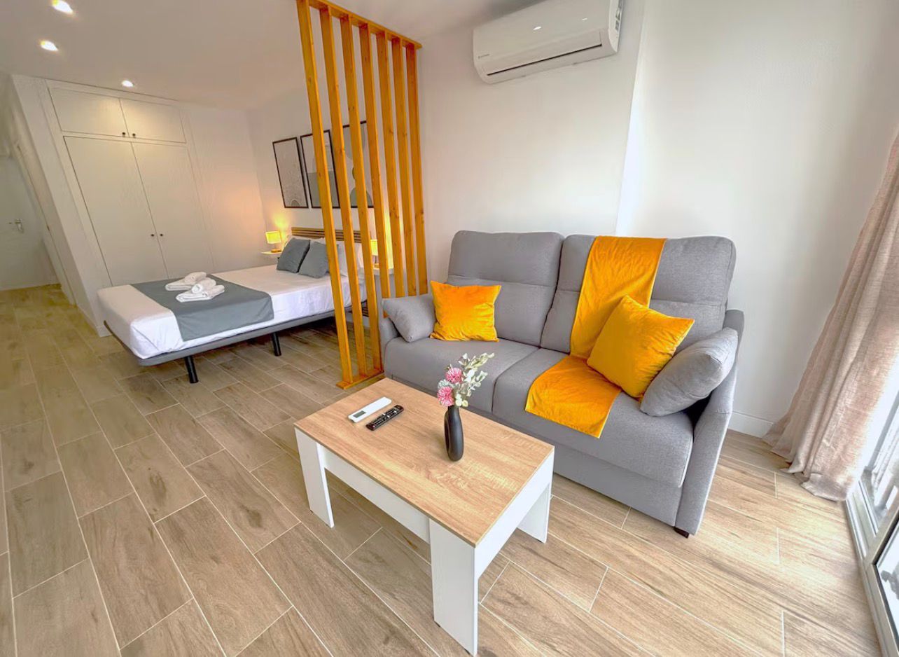 一室公寓 出售 在 Montemar (Torremolinos)