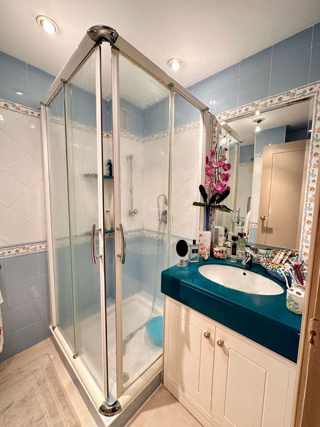 公寓 出售 在 La Carihuela - Los Nidos (Torremolinos)