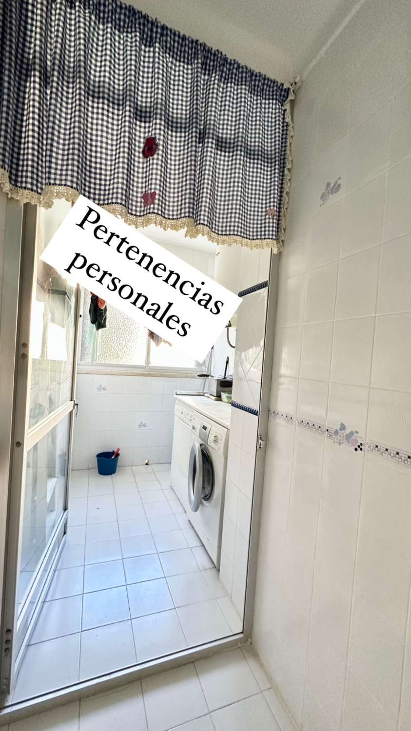 公寓 出售 在 La Carihuela - Los Nidos (Torremolinos)