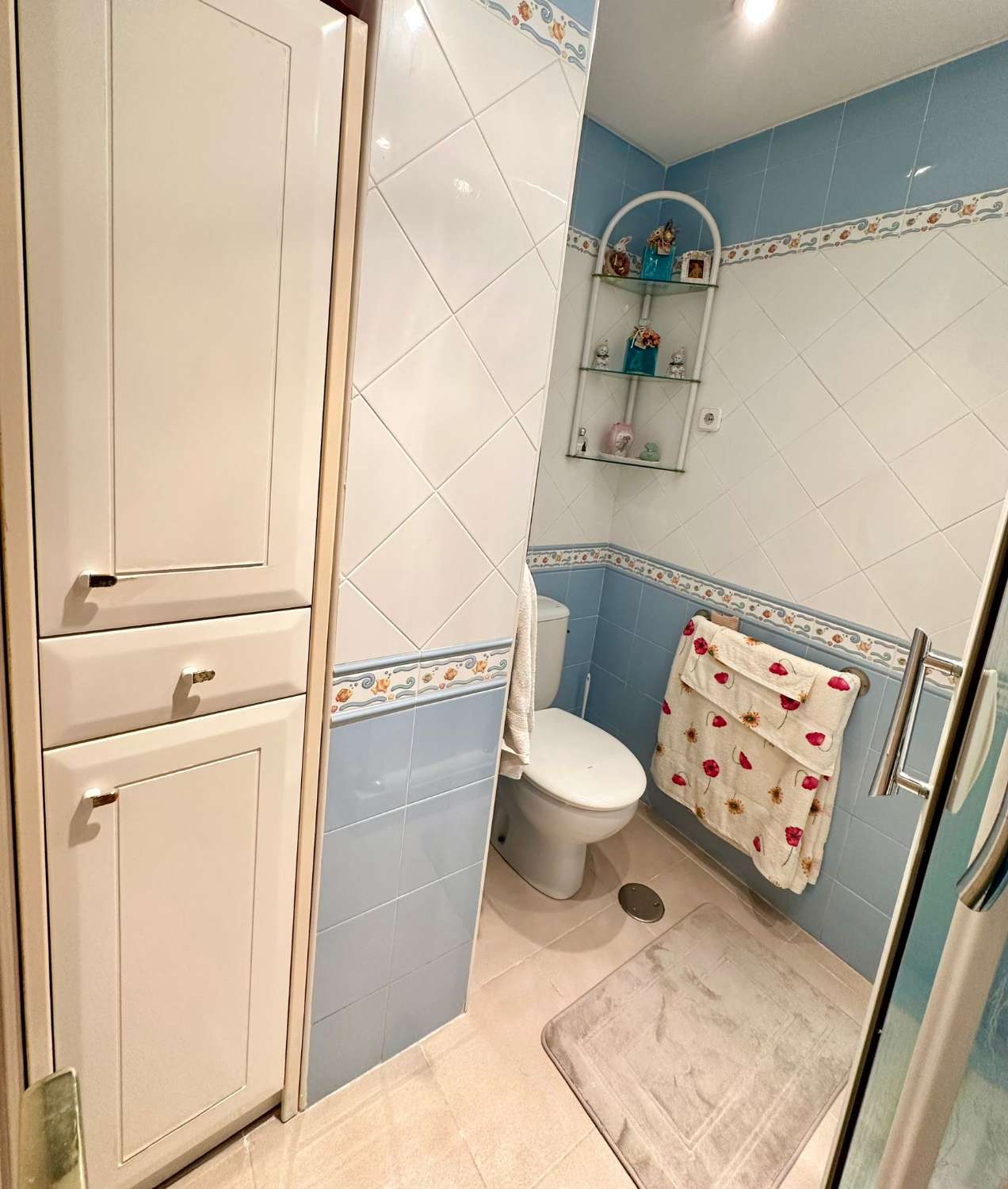 公寓 出售 在 La Carihuela - Los Nidos (Torremolinos)