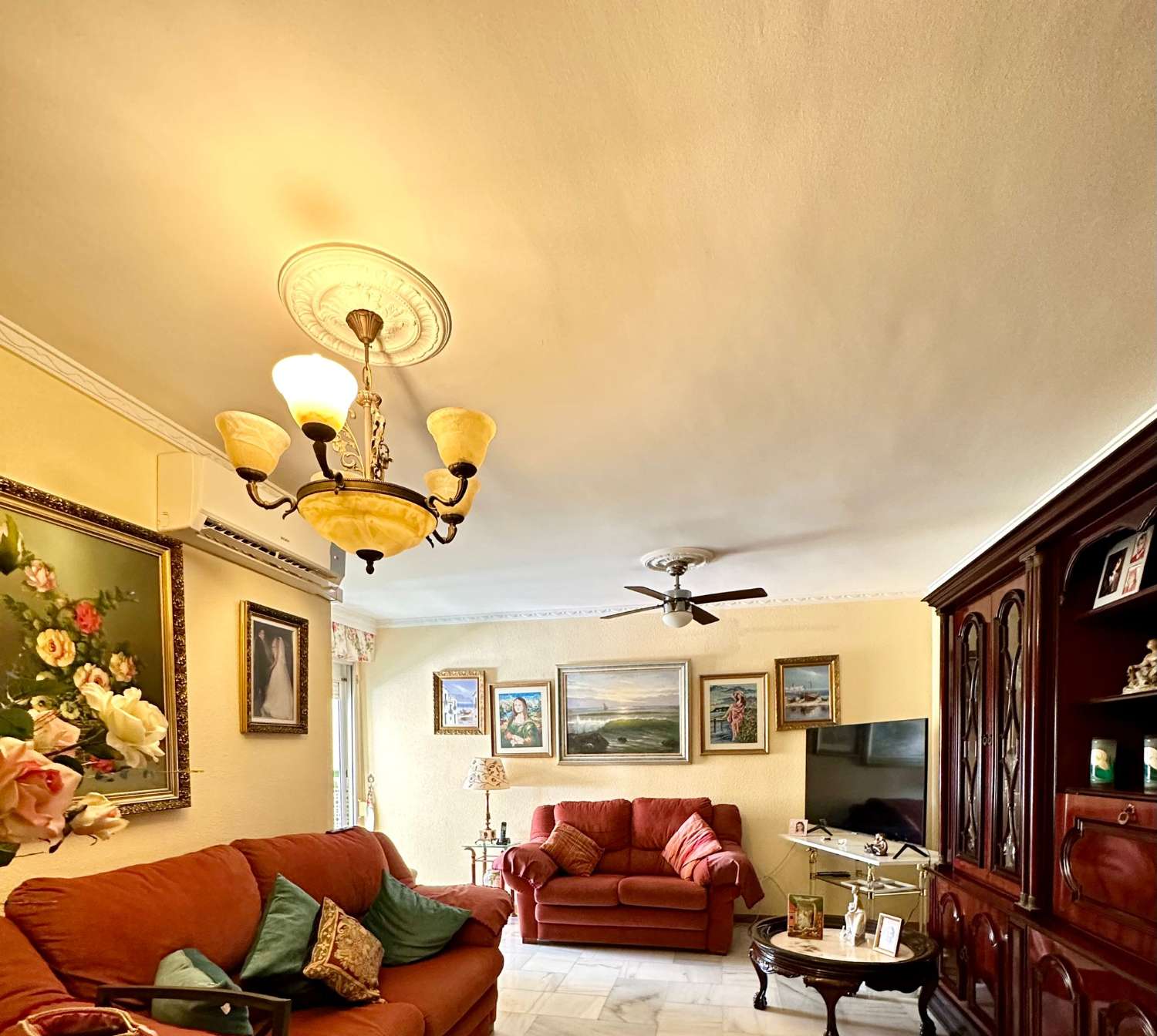 公寓 出售 在 La Carihuela - Los Nidos (Torremolinos)