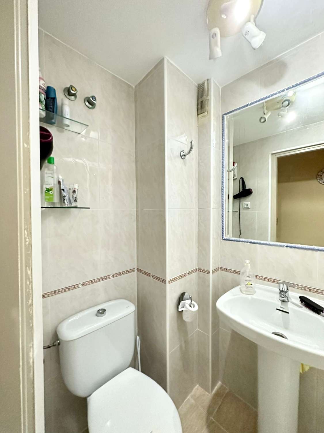 公寓 出售 在 La Carihuela - Los Nidos (Torremolinos)