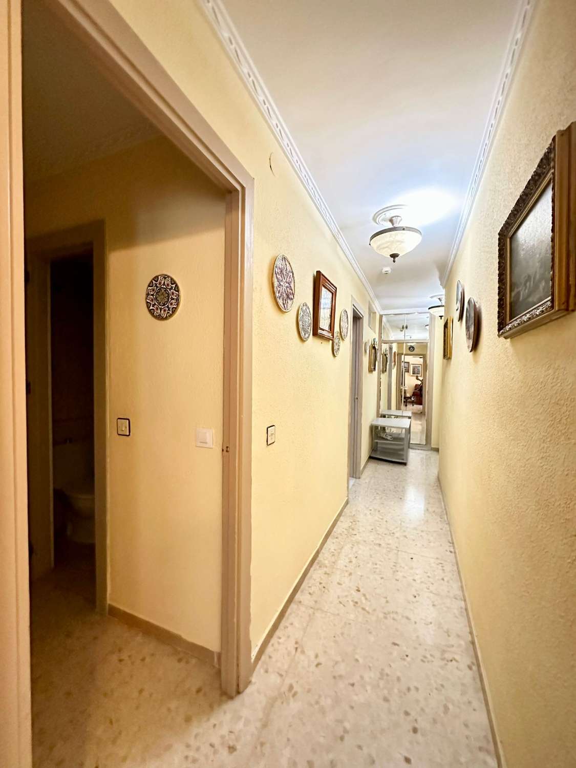 公寓 出售 在 La Carihuela - Los Nidos (Torremolinos)