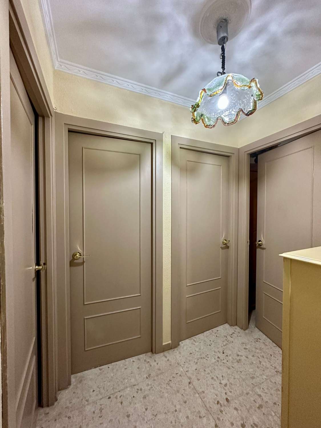 公寓 出售 在 La Carihuela - Los Nidos (Torremolinos)