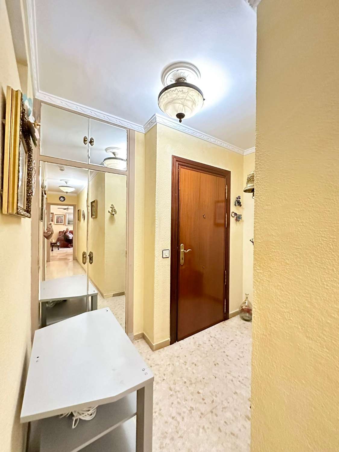 公寓 出售 在 La Carihuela - Los Nidos (Torremolinos)