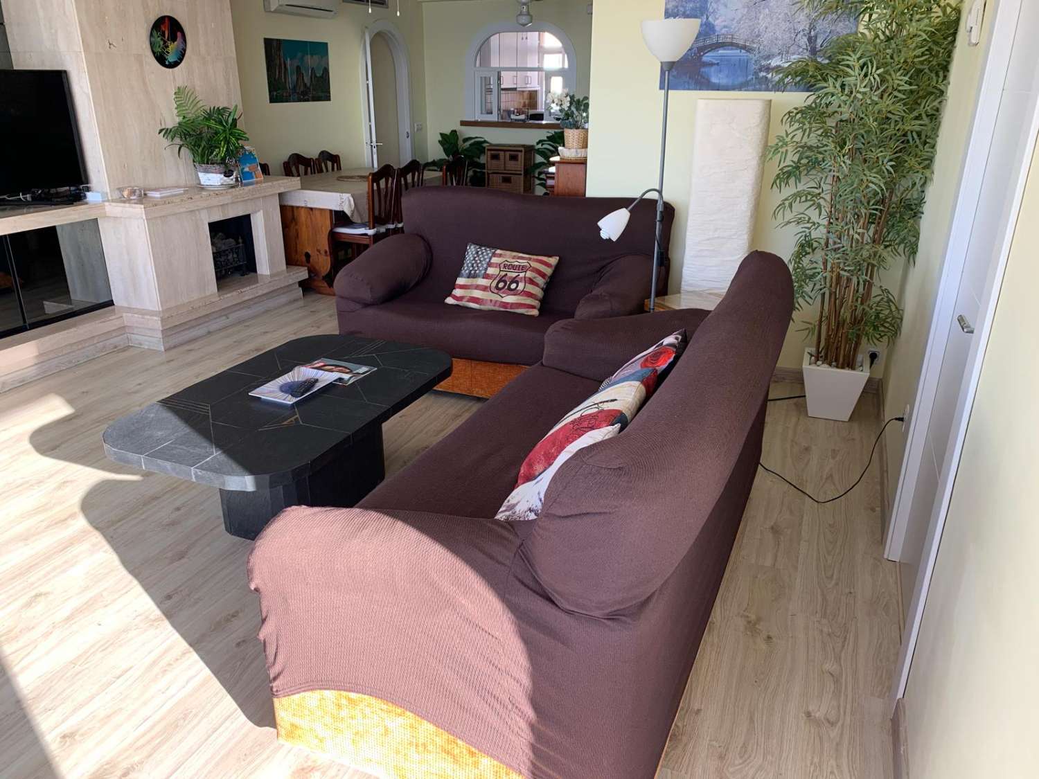 MEDIA TEMPORADA SE ALQUILA DESDE 1.4.27-30.6.27 BONITO APARTAMENTO CON VISTAS AL MAR EN ZONA PLAYAMAR (TORREMOLINOS)