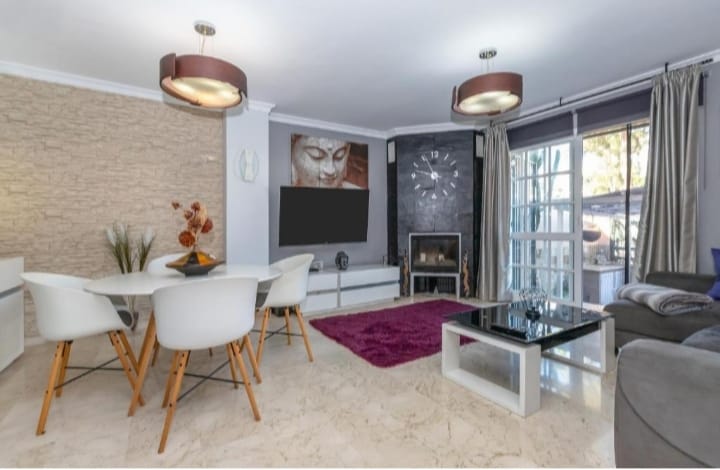 Se alquila por larga temporada desde   01/09/26-magnifico Chalet Adosado en Torrequebrada (Benalmadena)