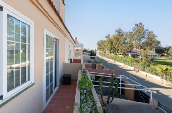 Se alquila por larga temporada desde   01/09/26-magnifico Chalet Adosado en Torrequebrada (Benalmadena)