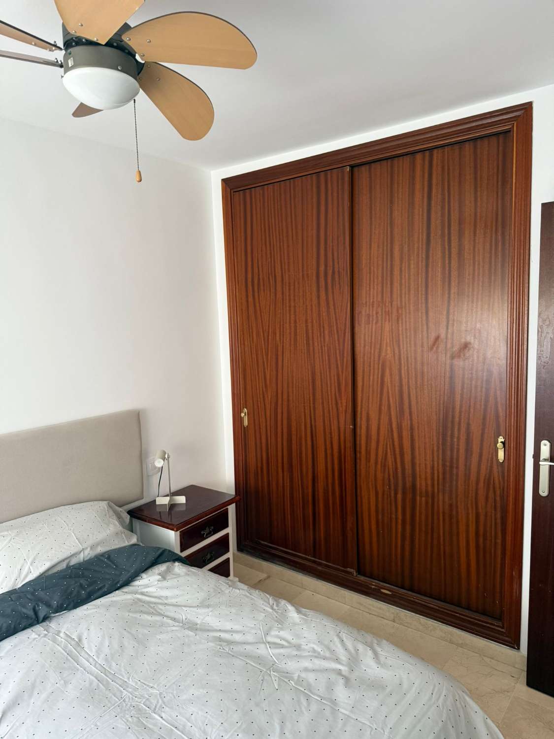 MEDIA TEMPORADA SE ALQUILA DESDE 1.9.26-15.6.27 BONITO APARTAMENTO EN BENALMADENA COSTA