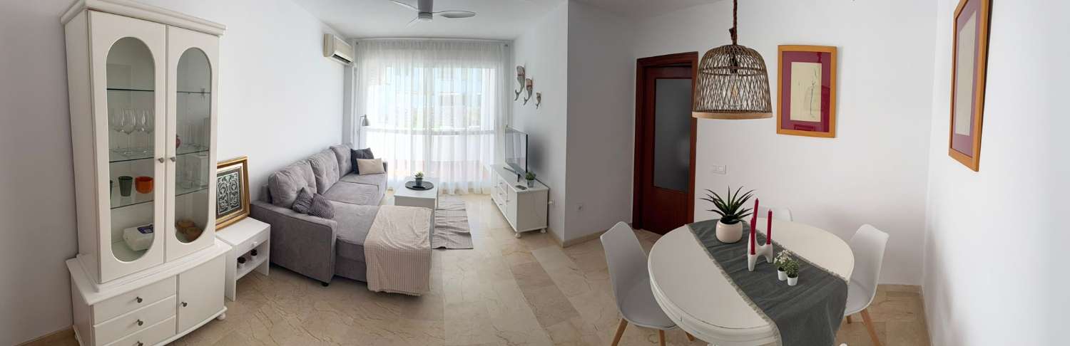 MEDIA TEMPORADA SE ALQUILA DESDE 1.9.26-15.6.27 BONITO APARTAMENTO EN BENALMADENA COSTA