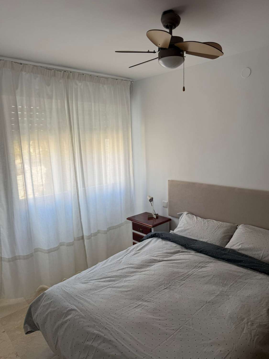 MEDIA TEMPORADA SE ALQUILA DESDE 1.9.26-15.6.27 BONITO APARTAMENTO EN BENALMADENA COSTA