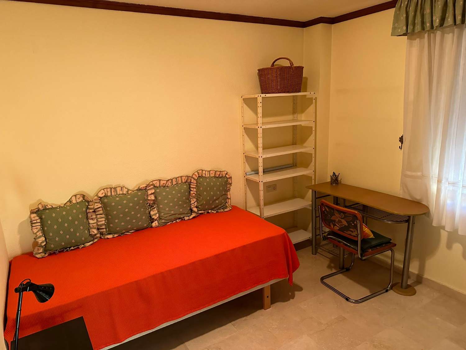 MEDIA TEMPORADA. SE ALQUILA DESDE 20.4.26 MAXIMO 11 MESES BONITO ATICO DUPLEX CON VISTAS AL MAR  EN ARROYO DE LA MIEL