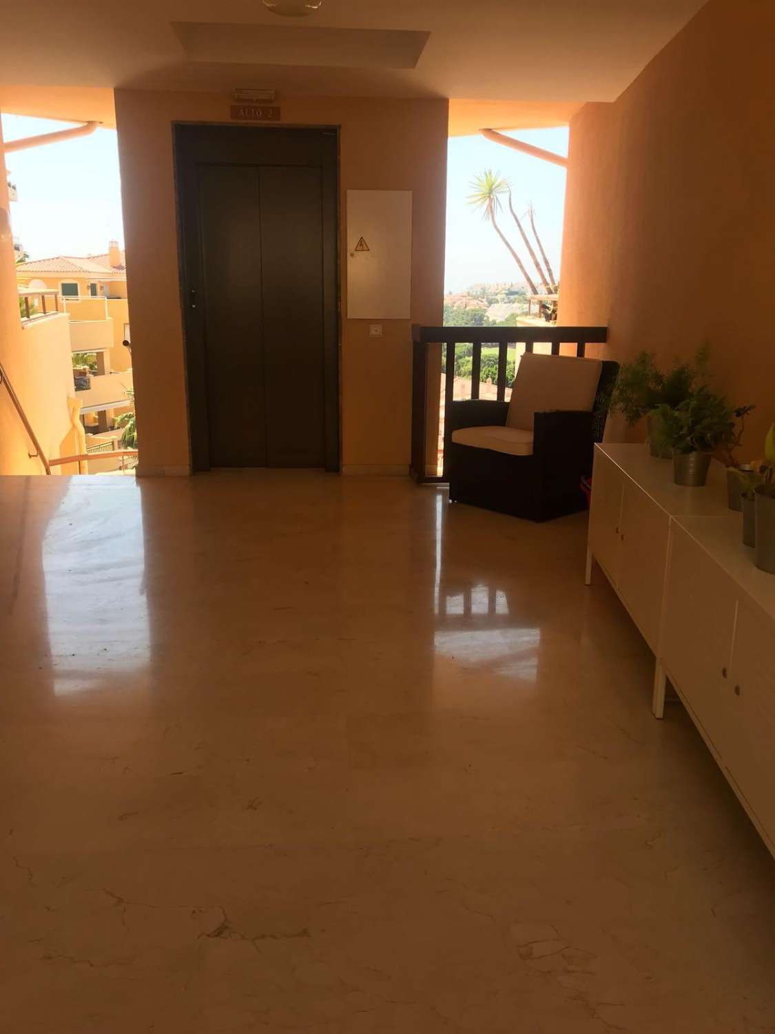 SE ALQUILA POR LARGA TEMPORADA DESDE1.5.26 MAGNIFICO ATICO DUPLEX CON VISTAS AL MAR EN TORREQUEBRADA (BENALMADENA) CON O  SIN MUEBLES