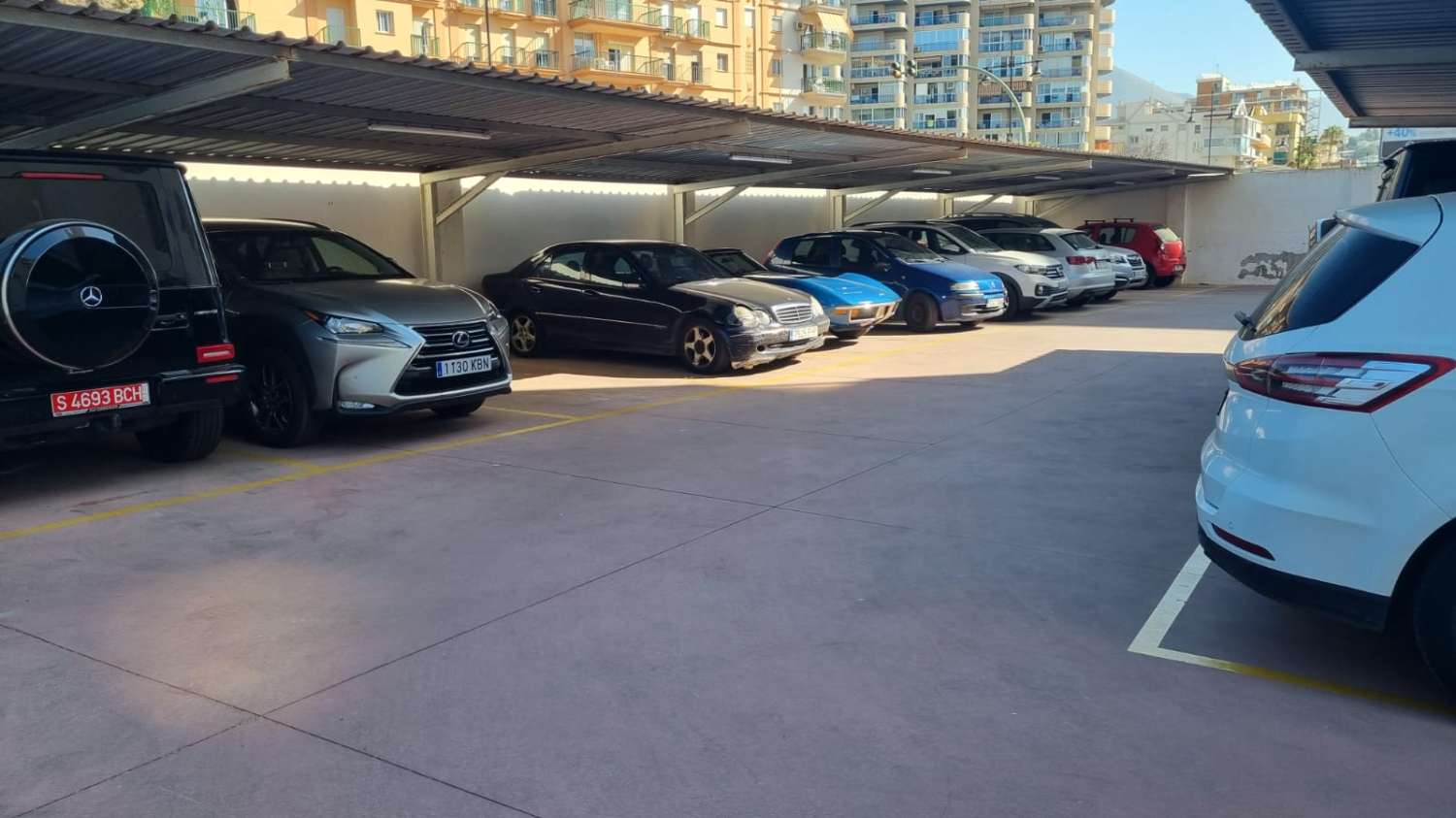 LEID FOR LANGSIKTIG fra 09.01.2026 PRAKTFULL LEILIGHET MED HAVUTSIKT PÅ FØRSTE LINJE AV STRANDEN I LOS BOLICHES