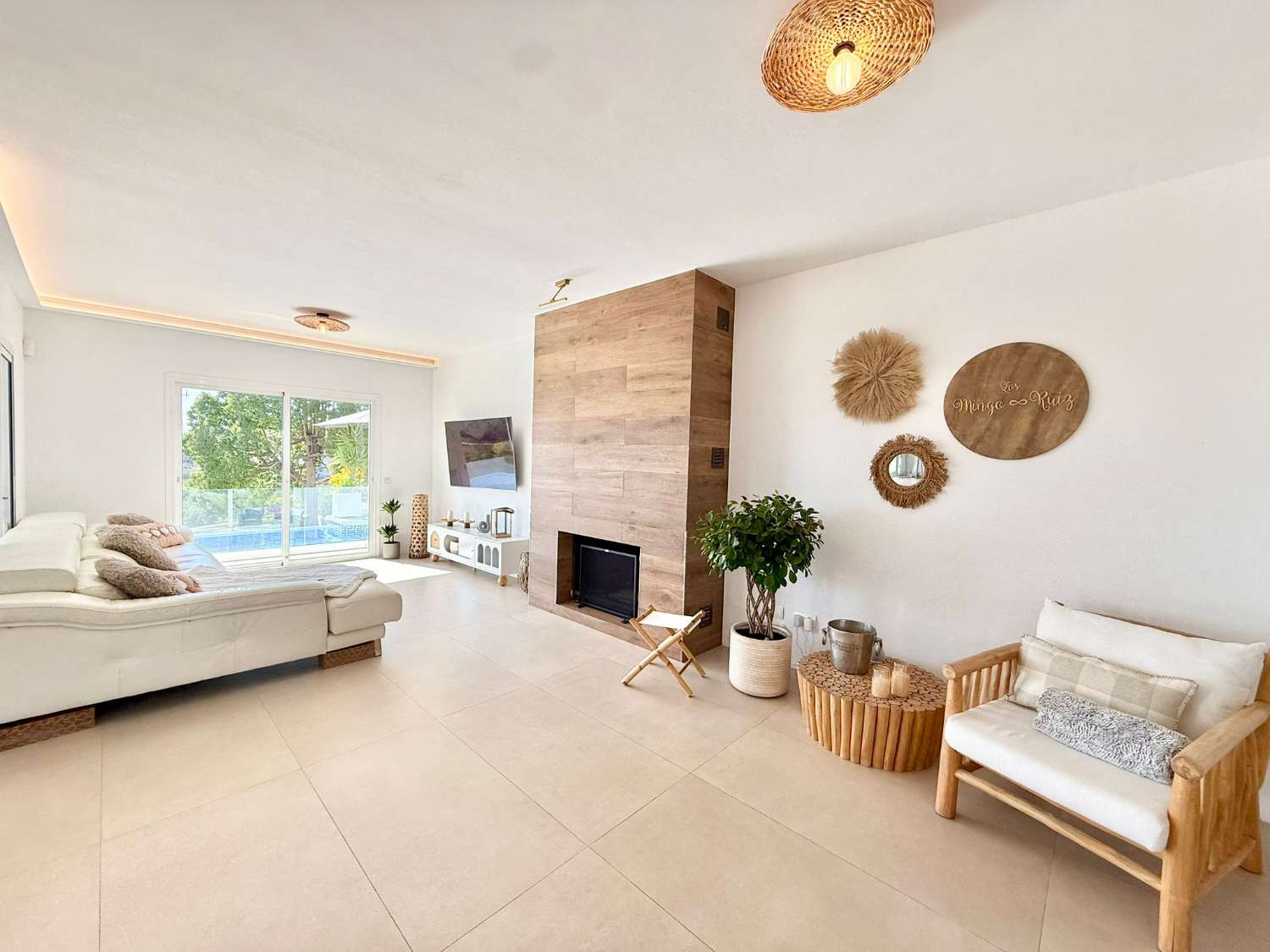 VILLA MAGNIFIQUE AVEC VUE PANORAMIQUE SUR LA MER À VENDRE DANS LA RÉGION DE RIVIERA DEL SOL (MIJAS)