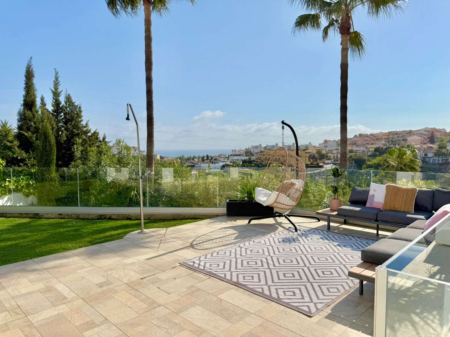 VILLA MAGNIFIQUE AVEC VUE PANORAMIQUE SUR LA MER À VENDRE DANS LA RÉGION DE RIVIERA DEL SOL (MIJAS)