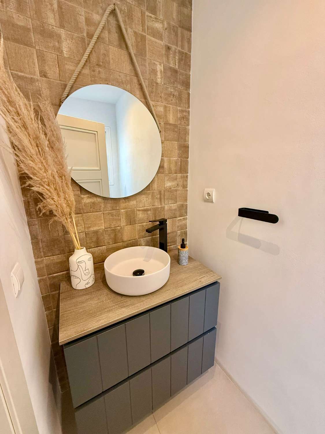 VILLA MAGNIFIQUE AVEC VUE PANORAMIQUE SUR LA MER À VENDRE DANS LA RÉGION DE RIVIERA DEL SOL (MIJAS)