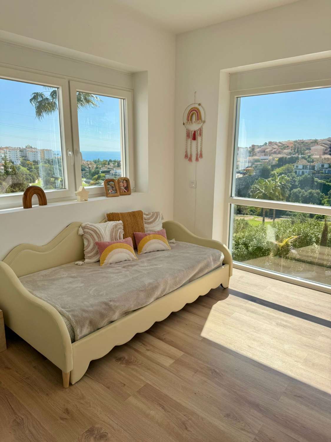 VILLA MAGNIFIQUE AVEC VUE PANORAMIQUE SUR LA MER À VENDRE DANS LA RÉGION DE RIVIERA DEL SOL (MIJAS)