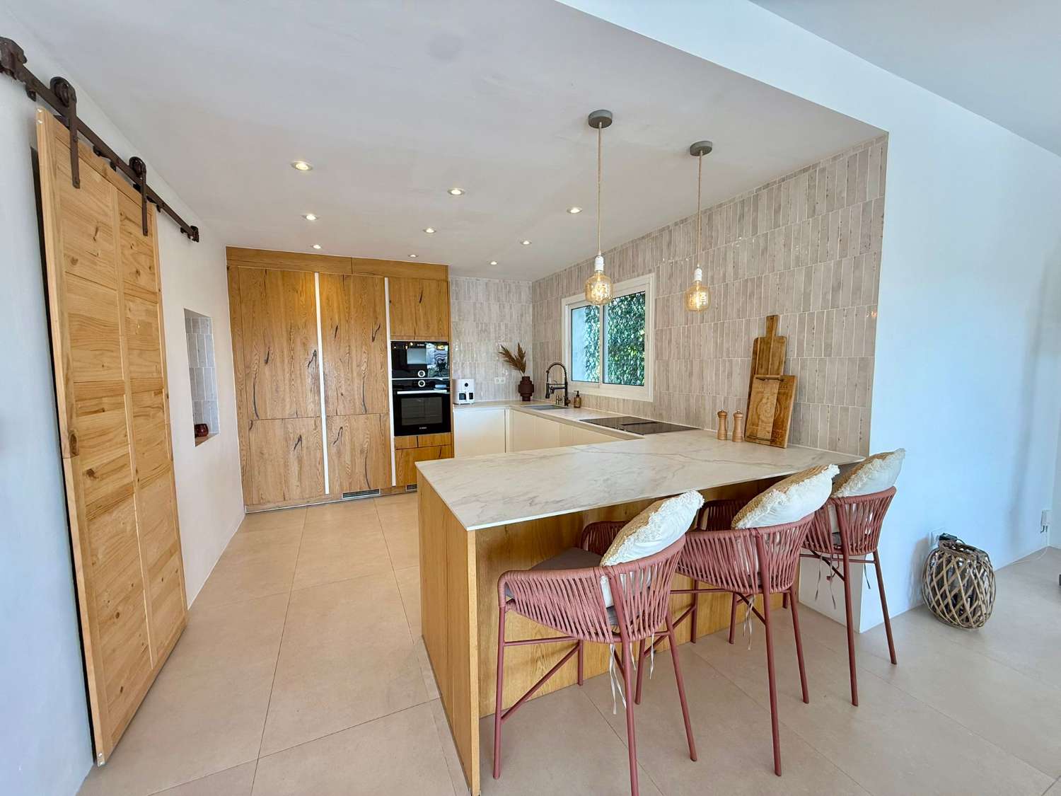 VILLA MAGNIFIQUE AVEC VUE PANORAMIQUE SUR LA MER À VENDRE DANS LA RÉGION DE RIVIERA DEL SOL (MIJAS)