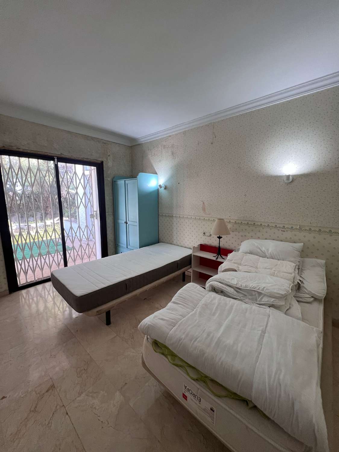 SE ALQUILA POR LARGA TEMPORADA VILLA CERCA DE PLAZA SOLYMAR (BENALMADENA)