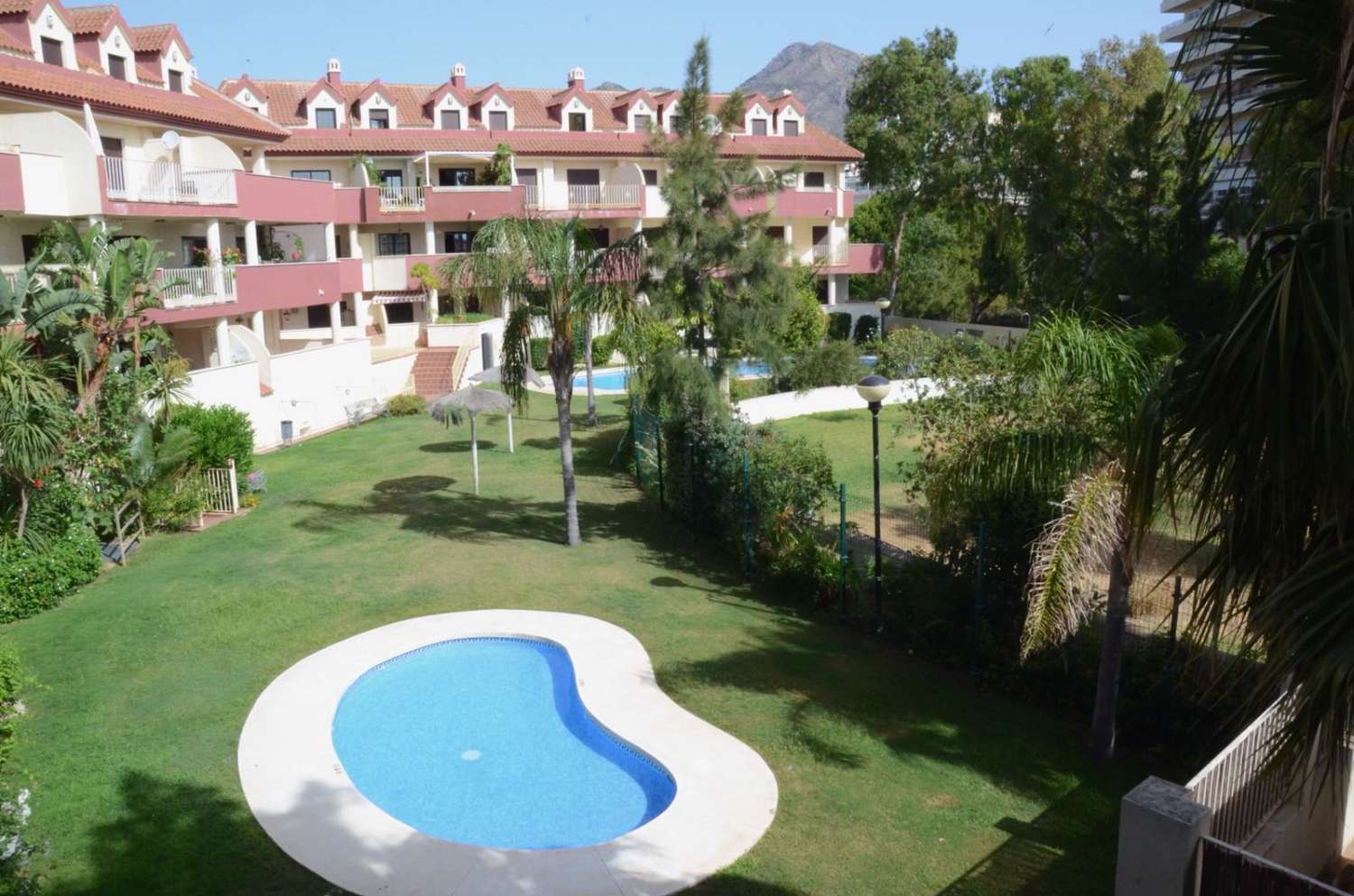 MEMEDIA-SÆSON. LEJET 1,9. 26-15.6. 27. FLOT LEJLIGHED NÆR TORREQUEBRADA GOLFBANE (BENALMADENA)