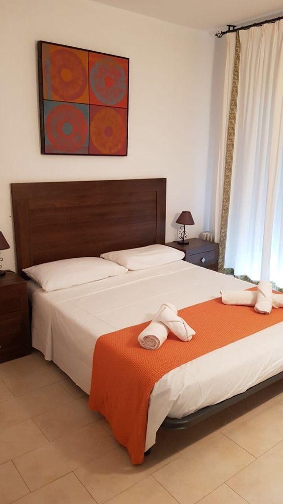 Media Temporada. Se alquila precioso apartamento desde  01/09/2026 hasta 30/06/2027 en Benalbeach (Benalmádena)