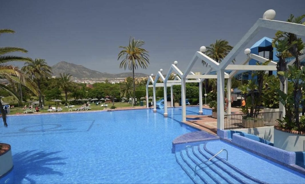 Media Temporada. Se alquila precioso apartamento desde  01/09/2026 hasta 30/06/2027 en Benalbeach (Benalmádena)
