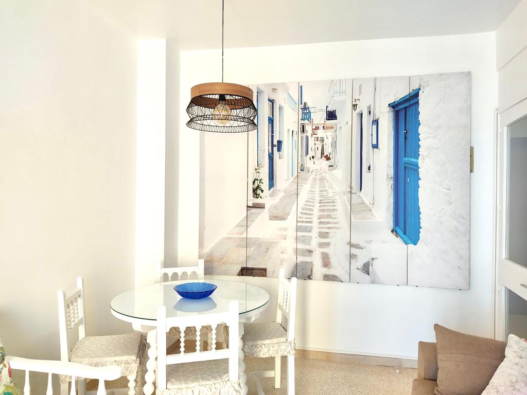 MEDIA TEMPORADA Se alquila desde 17.10.26-30.6.27 bonito apartamento en 1ª linea de Playa en Fuengirola