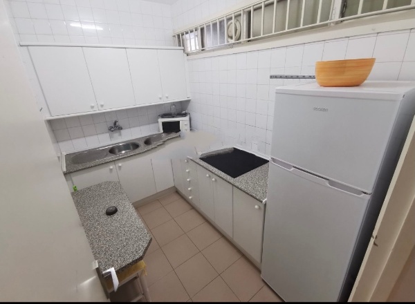 MEDIA TEMPORADA Se alquila desde 17.10.26-30.6.27 bonito apartamento en 1ª linea de Playa en Fuengirola