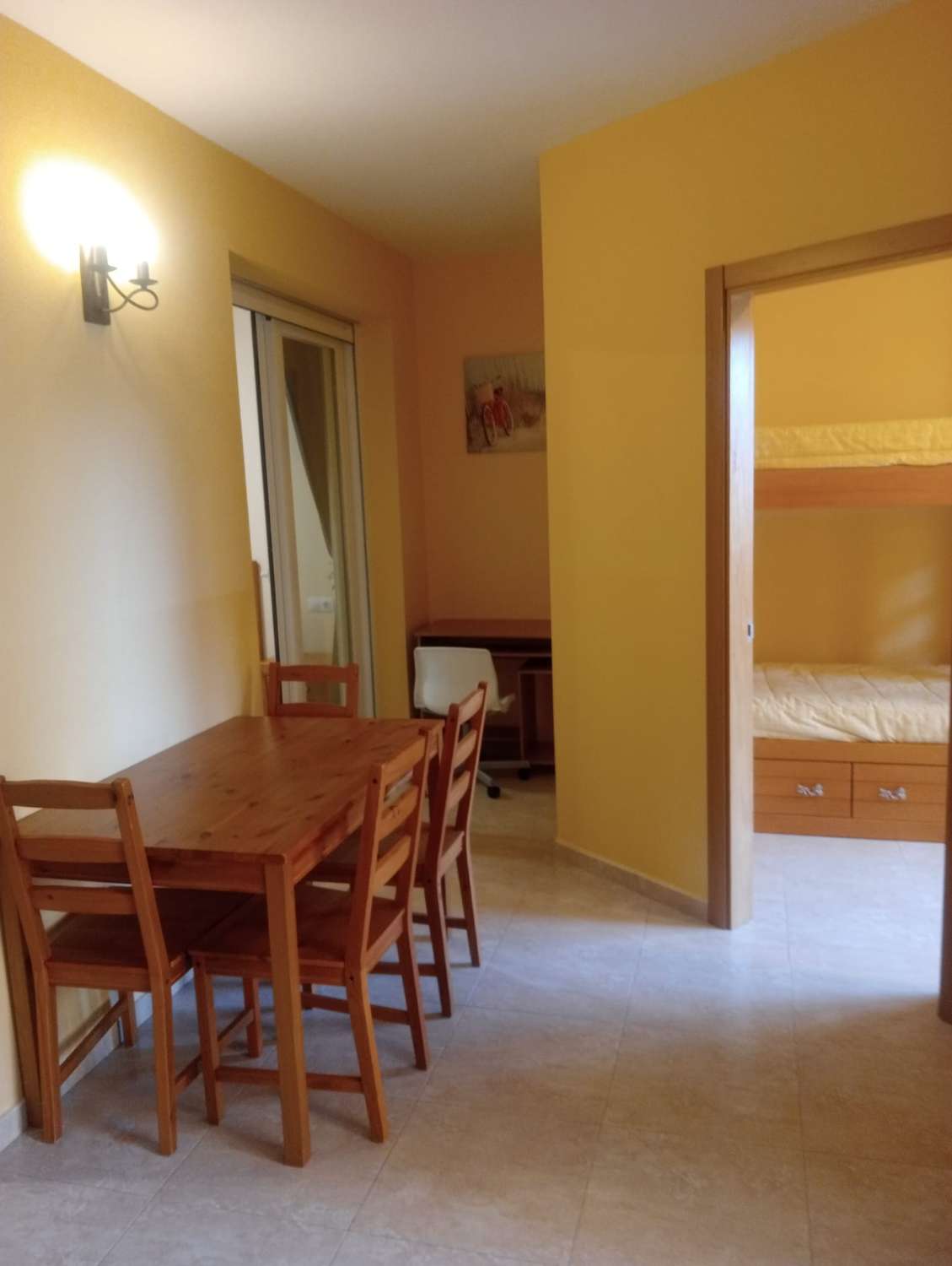 SE ALQUILA POR LARGA TEMPORADA  DESDE 18 DE MAYO DE 2026 BONITO  APARTAMENTO EN ZONA LOS PACOS (FUENGIROLA)