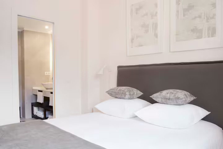 SE ALQUILA DESDE 1.3.27-31-5-27 MAGNIFICO  APARTAMENTO EN BENALMADENA
