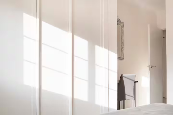 SE ALQUILA DESDE 1.3.27-31-5-27 MAGNIFICO  APARTAMENTO EN BENALMADENA