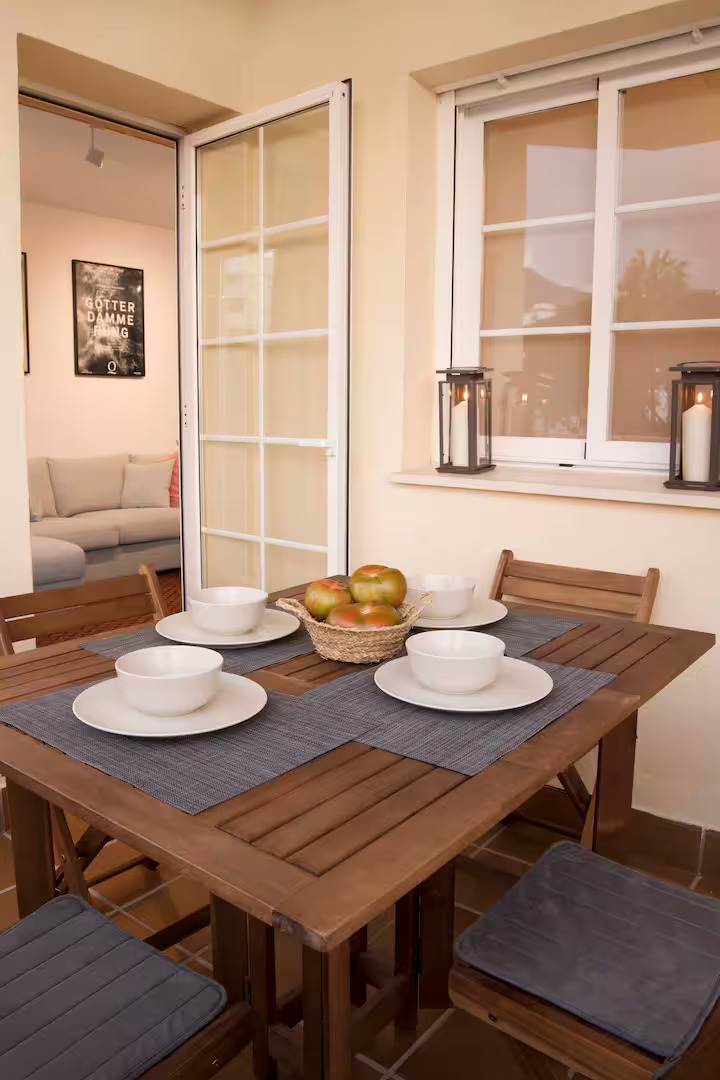 SE ALQUILA DESDE 1.3.27-31-5-27 MAGNIFICO  APARTAMENTO EN BENALMADENA