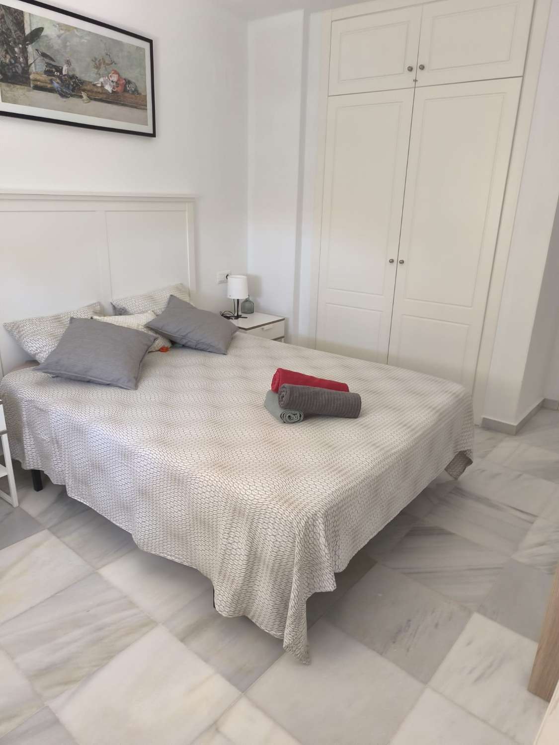 MEDIA TEMPORADA desde 1.9.26 - 30.6.27  bonito apartamento con vista al mar en Benalmádena Costa a 100 metros de la playa.