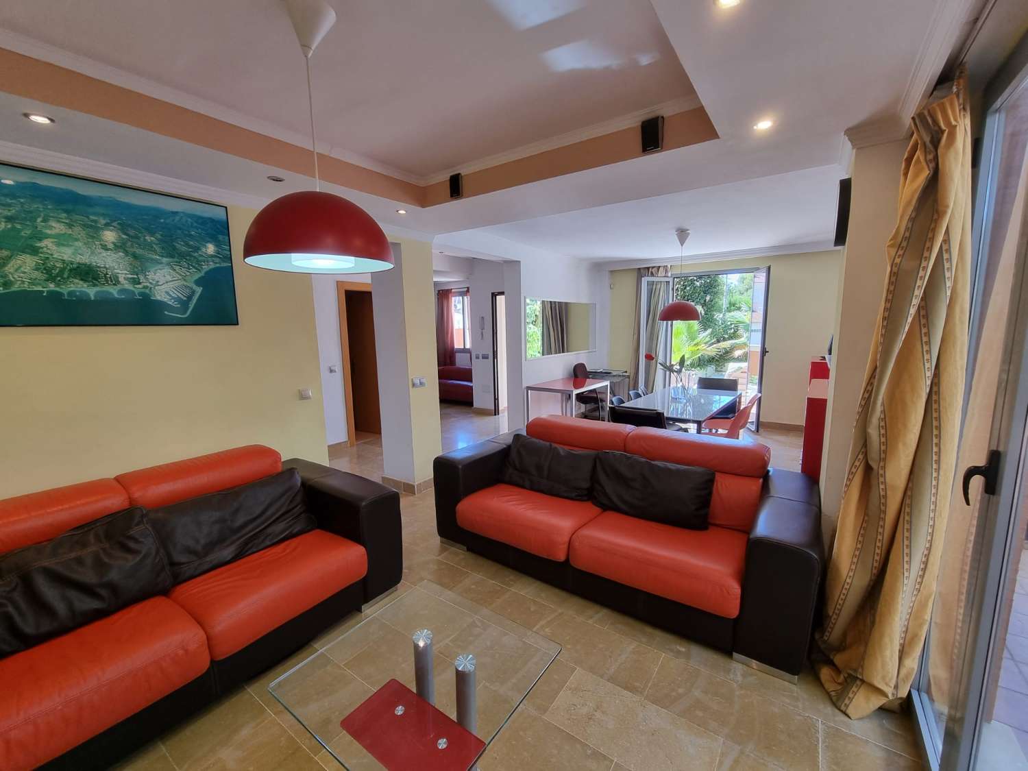 SE ALQUILA DESDE 26/10/2026-31/05/2027 PRECIOSO  CHALET ADOSADO EN ARROYO DE LA MIEL (BENALMADENA).