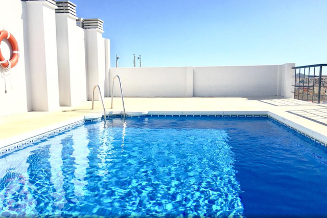 MEDIA TEMPORADA SE ALQUILA DESDE 1/9/2026 - 30/6/2027 BONITO APARTAMENTO CON VISTAS AL MAR EN LOS BOLICHES (FUENGIROLA).