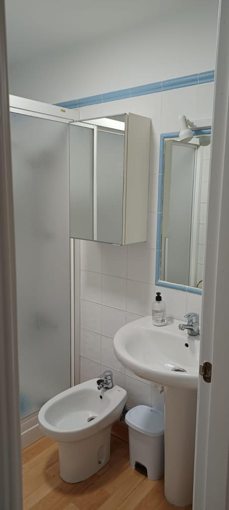 Se alquila Media Temporada desde el 01/10/2026-31/05/2027 bonito apartamento a 10 metros del Paseo Marítimo de Fuengirola.
