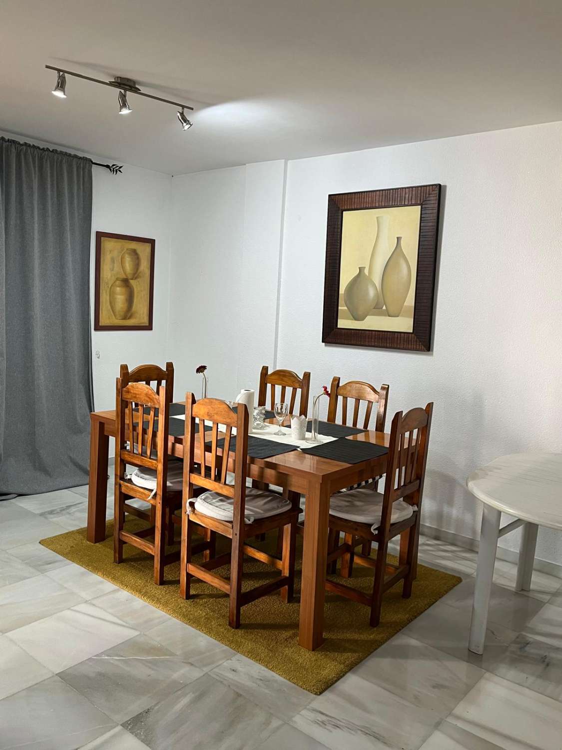 LARGA TEMPORADA Se alquila desde  1.7. 26 bonito apartamento en Benalmádena.