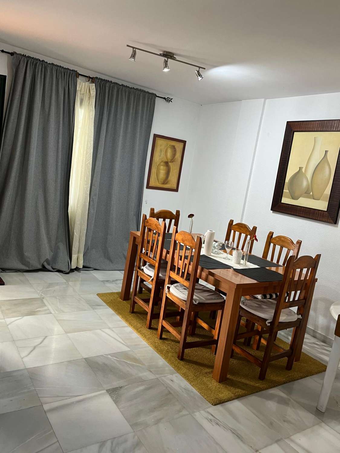 LARGA TEMPORADA Se alquila desde  1.7. 26 bonito apartamento en Benalmádena.