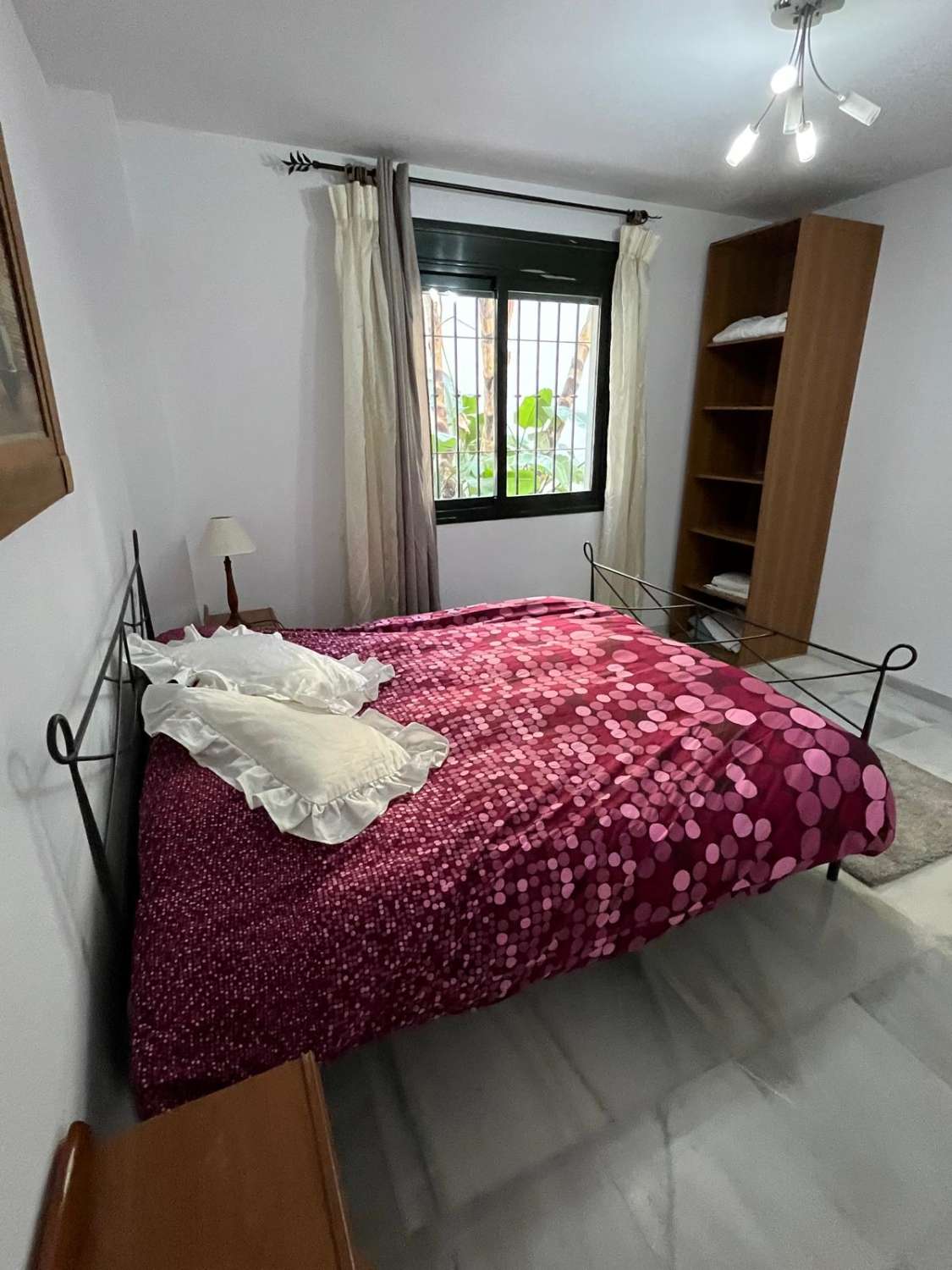 LARGA TEMPORADA Se alquila desde  1.7. 26 bonito apartamento en Benalmádena.