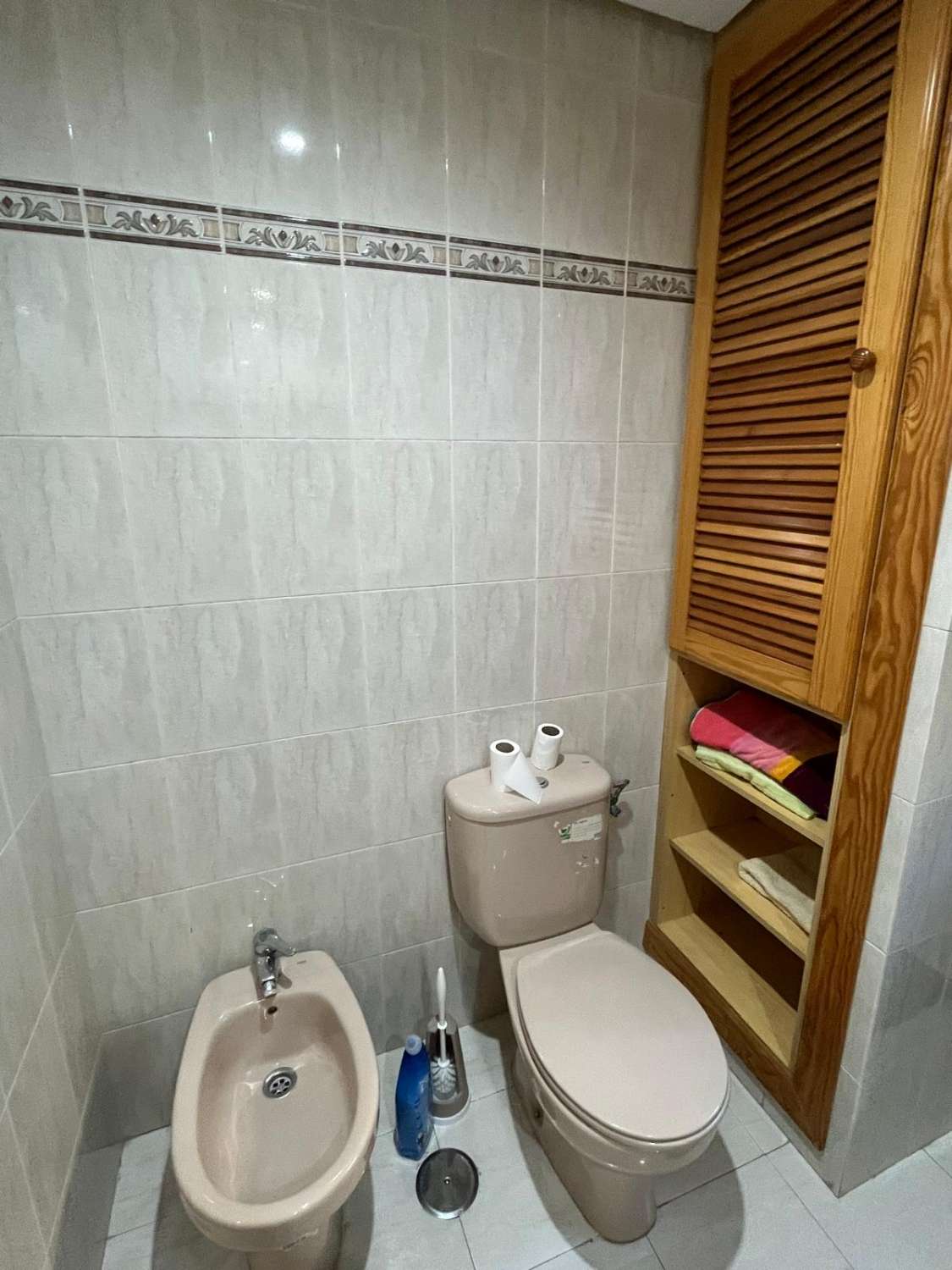 LARGA TEMPORADA Se alquila desde  1.7. 26 bonito apartamento en Benalmádena.
