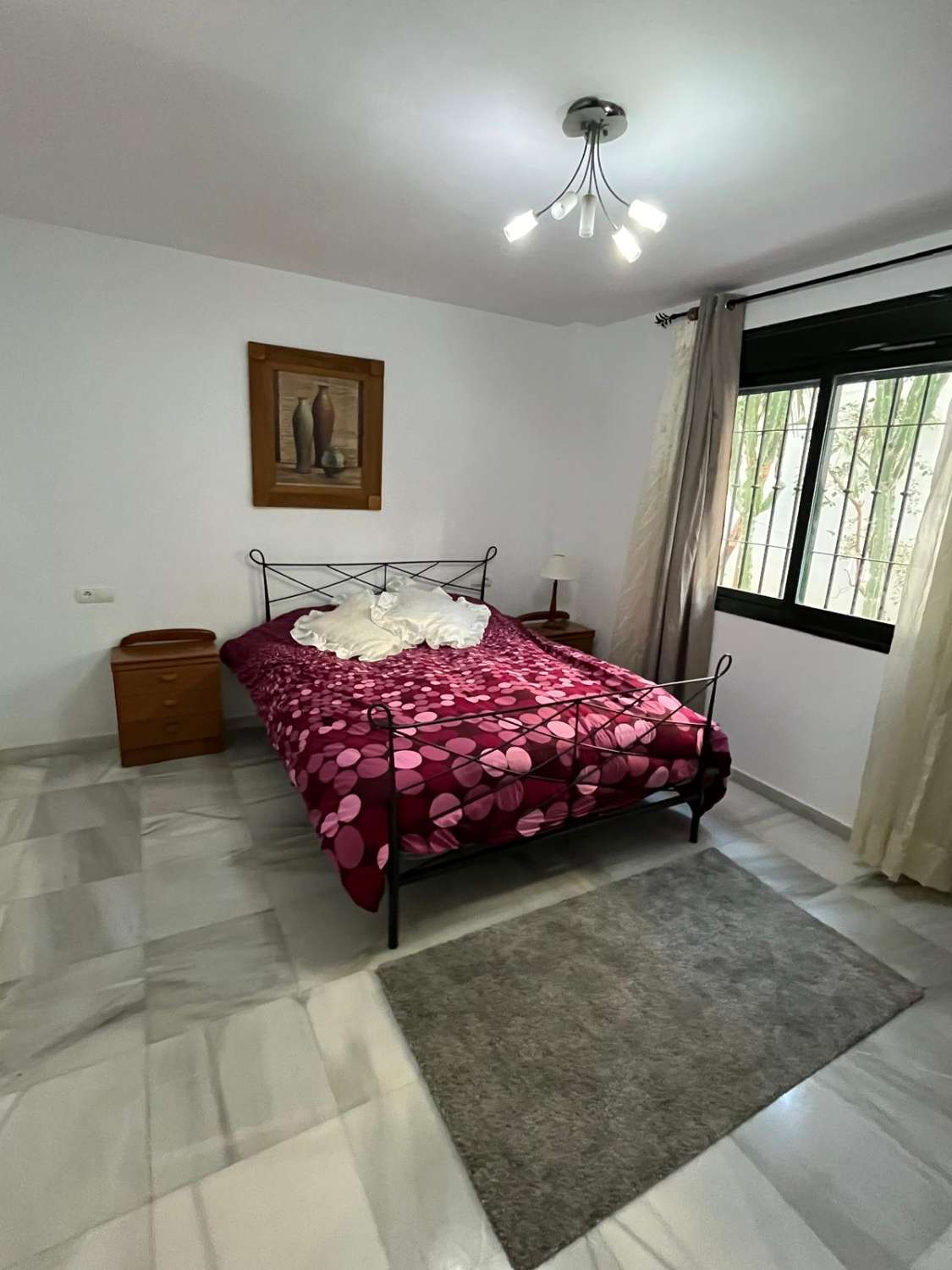 LARGA TEMPORADA Se alquila desde  1.7. 26 bonito apartamento en Benalmádena.